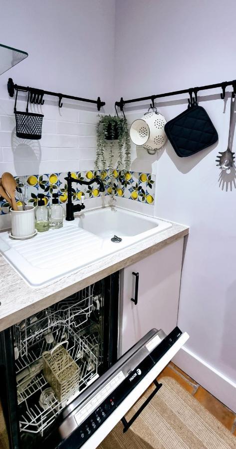 Charming Appartement In Vieux Nice Luaran gambar