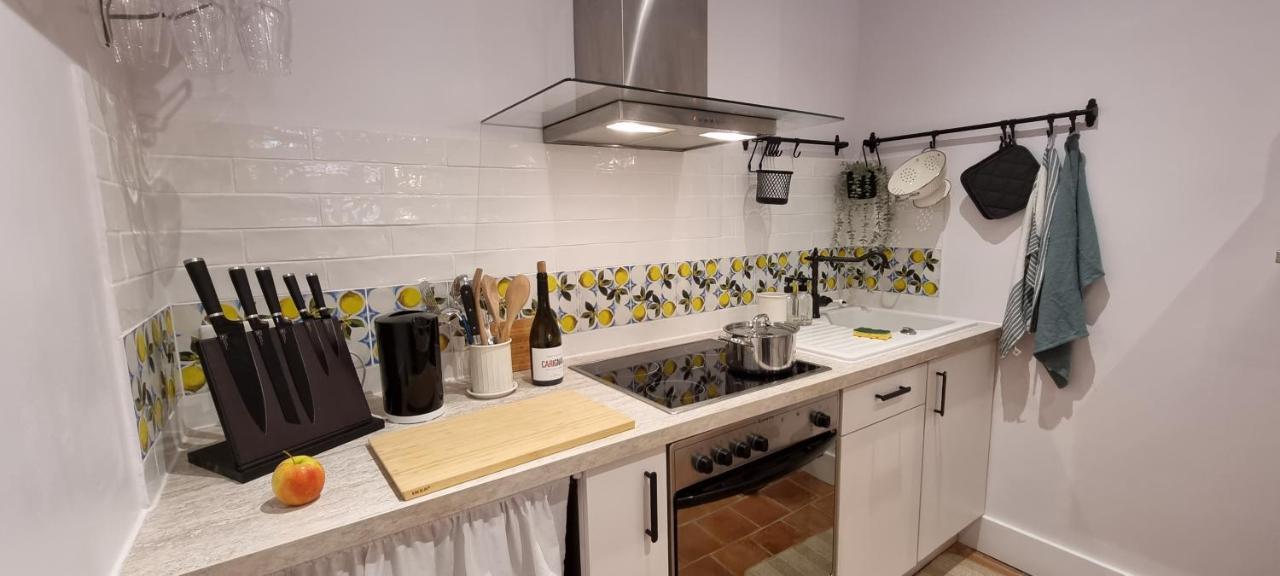 Charming Appartement In Vieux Nice Luaran gambar