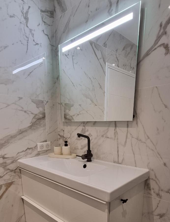 Charming Appartement In Vieux Nice Luaran gambar